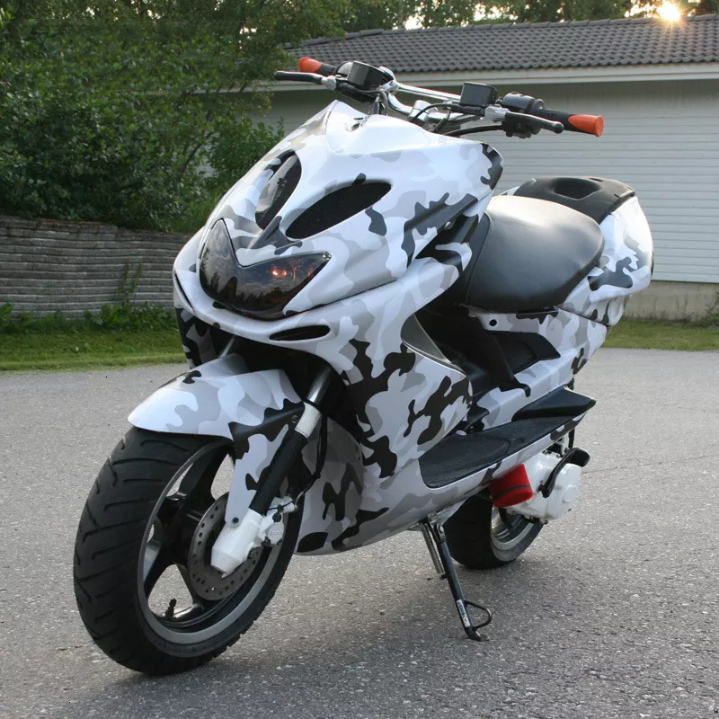 Arctic Snow Black Camo Vinyl Wrap - Image 5