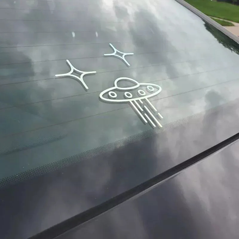 Alien Encounter Vinyl Car Decal - Image 5