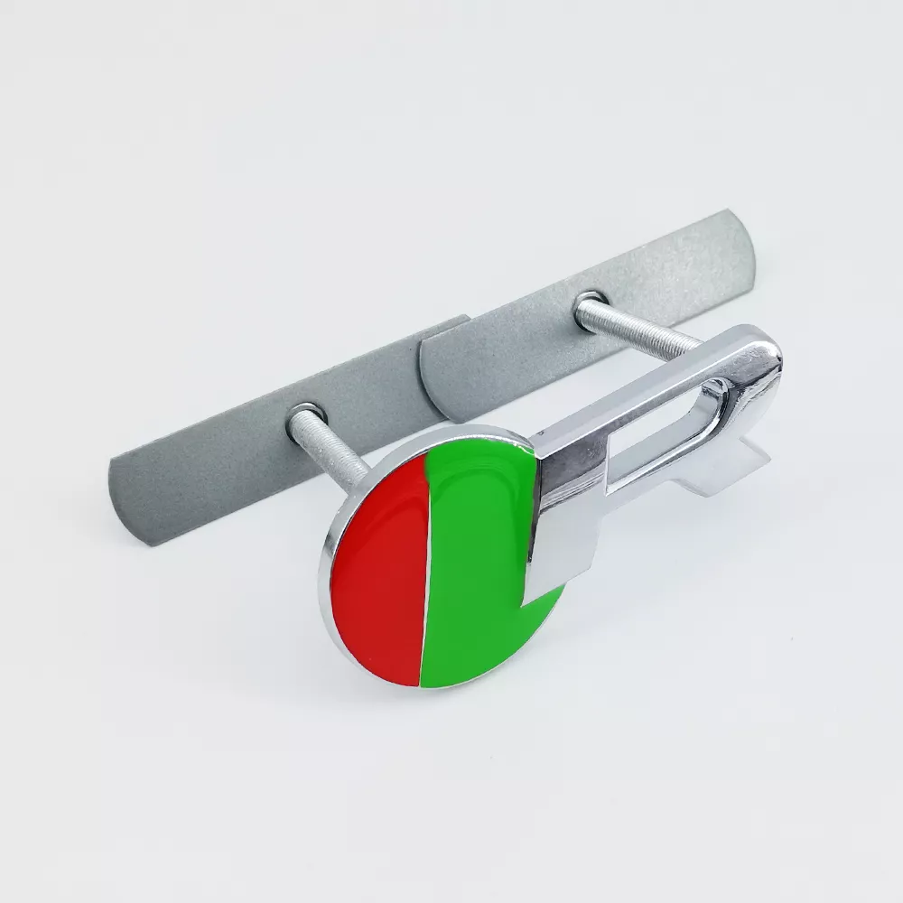 R Metal Pin in Red & Green