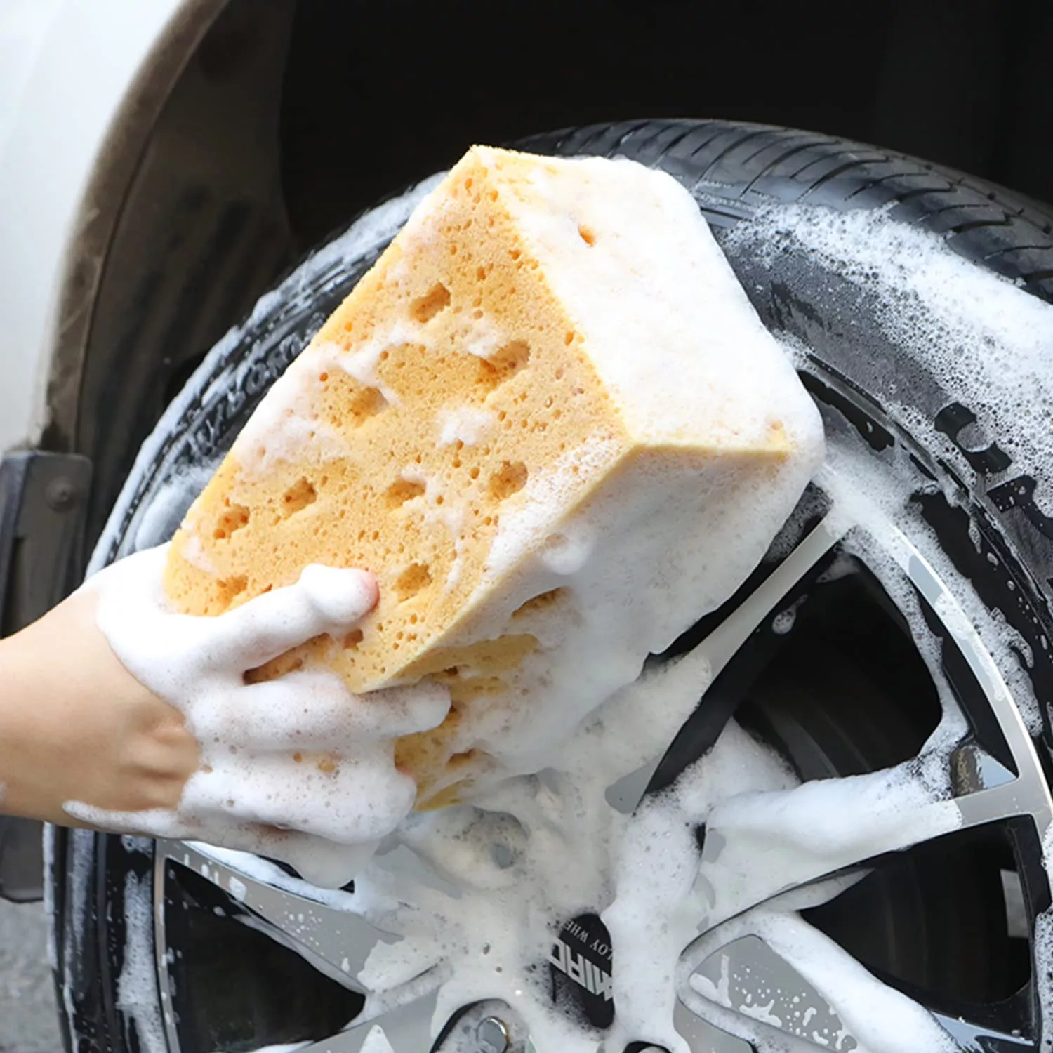 Transform Your Car Wash with a High-Foam Car Wash Sponge